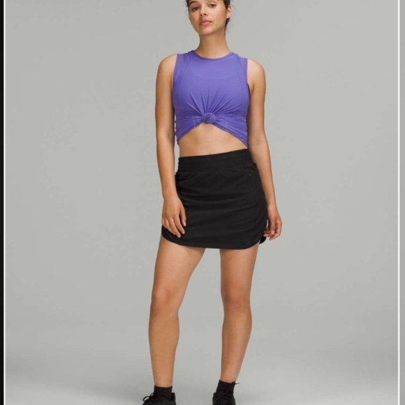 lululemon athletica Dresses & Skirts - Lululemon Hotty Hot High-Rise SkirtBlack